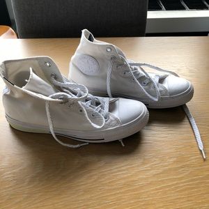 Converse Chuck Taylor all star white sneakers